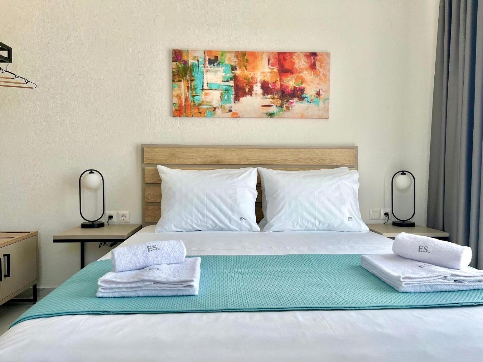 Four Shades Luxury Suites Sarti Exteriér fotografie
