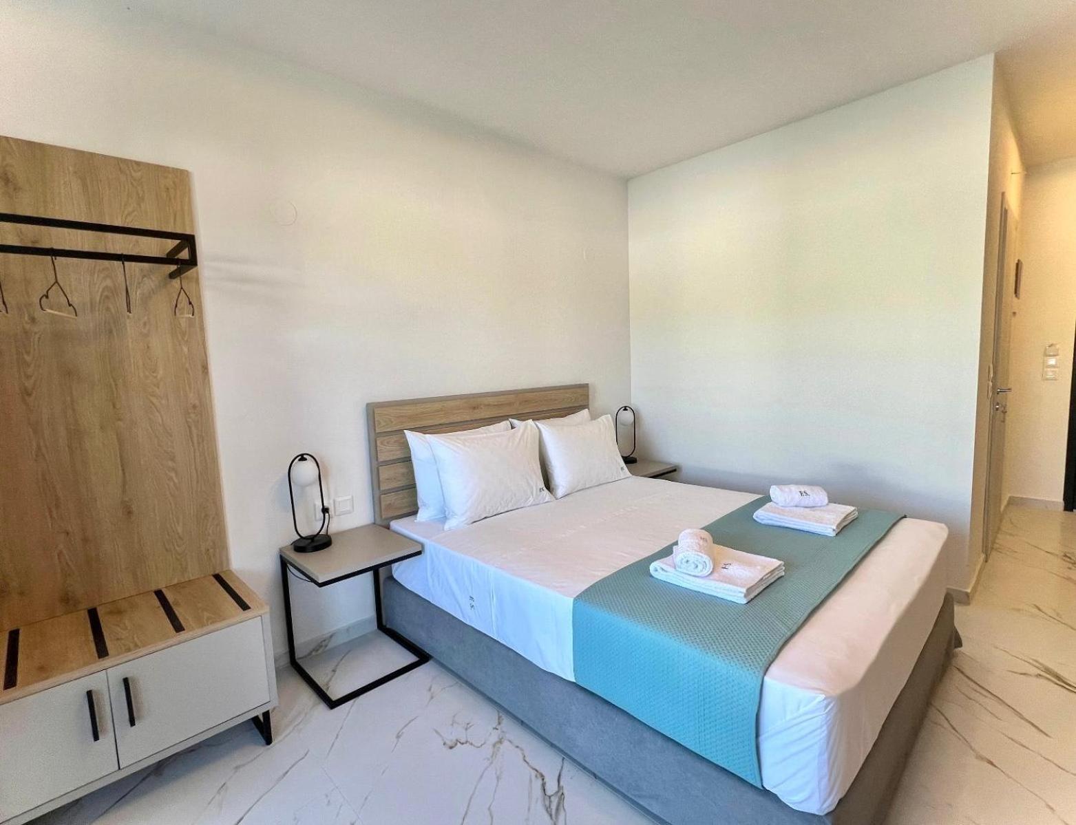 Four Shades Luxury Suites Sarti Exteriér fotografie