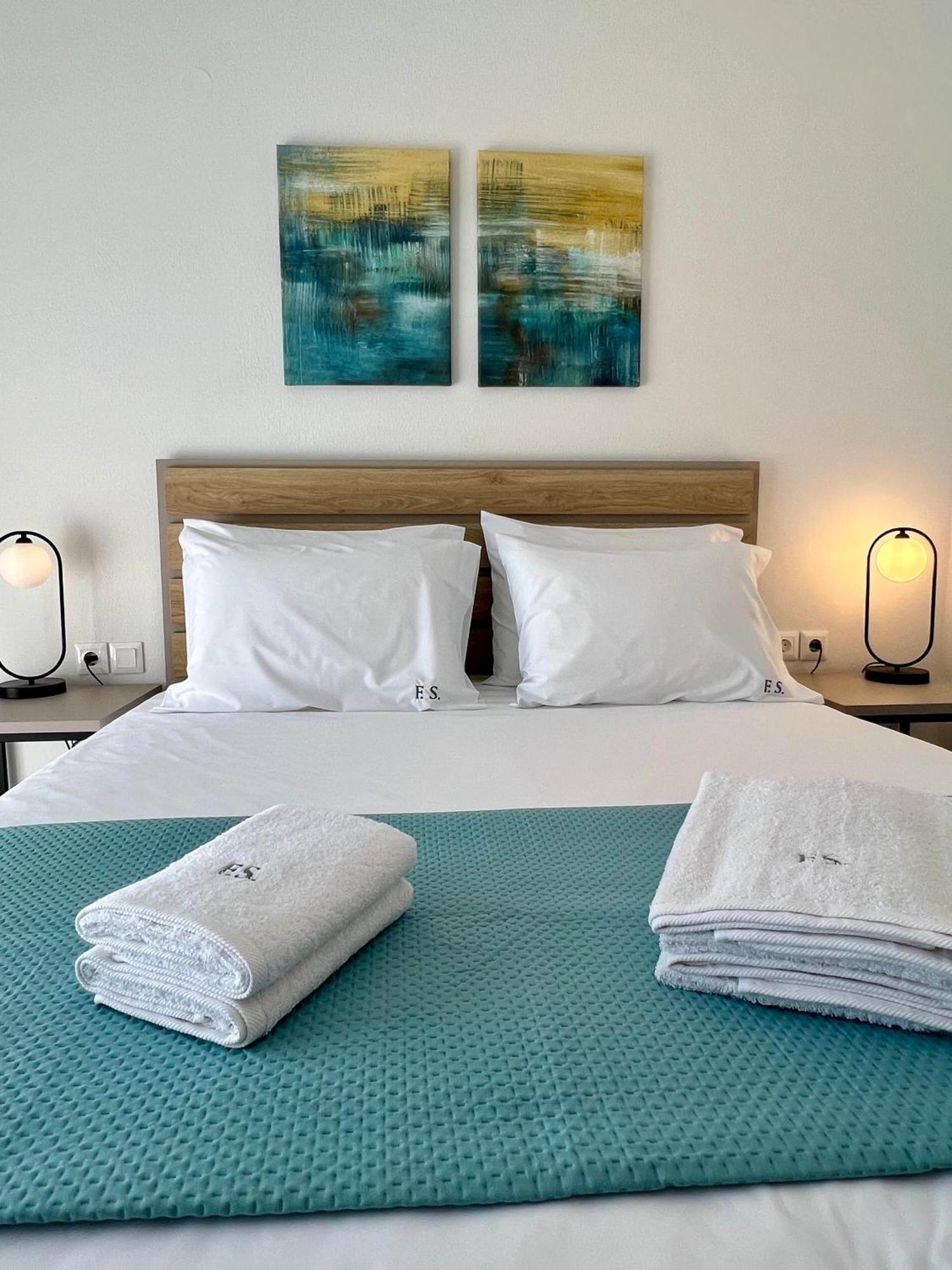 Four Shades Luxury Suites Sarti Exteriér fotografie